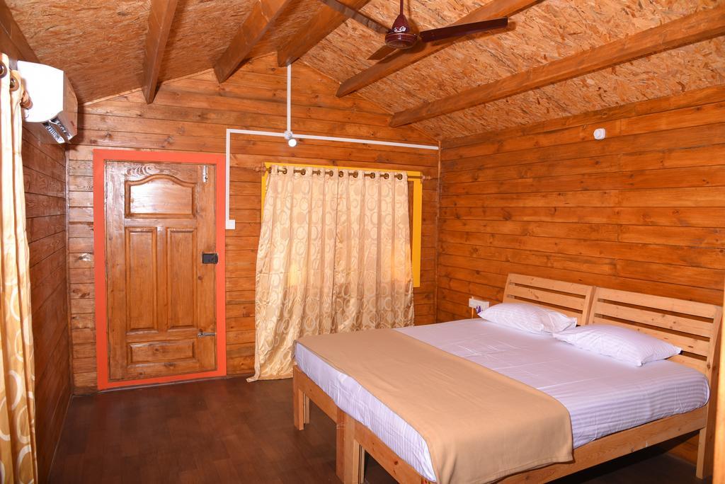 Agonda Beach Bumps Hotel ภายนอก รูปภาพ