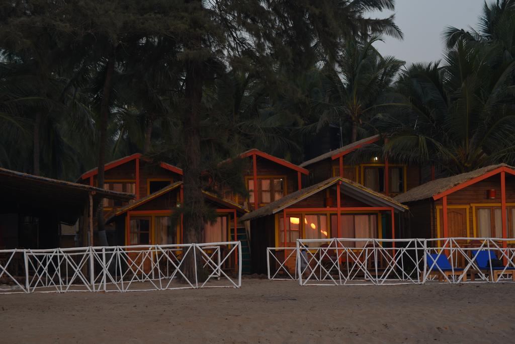 Agonda Beach Bumps Hotel ภายนอก รูปภาพ