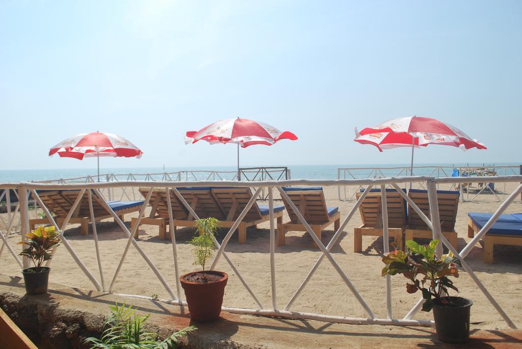 Agonda Beach Bumps Hotel ภายนอก รูปภาพ